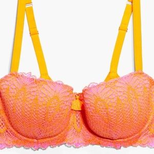SAVAGE FENTY by Rihanna Stranded In Lace Crochet Balconette Bra Orange Cream